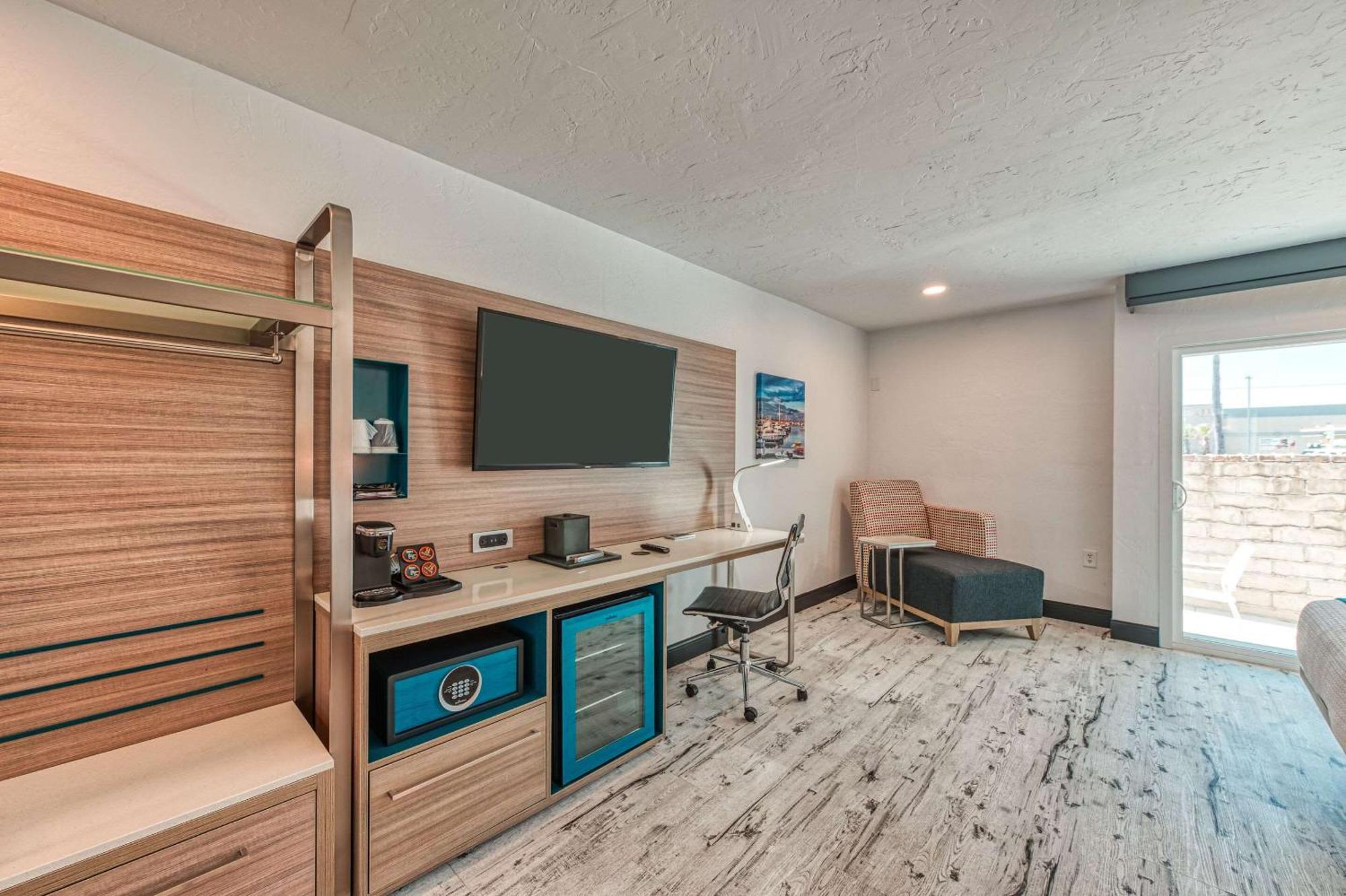 Casa Via Mar Inn, Ascend Hotel Collection Port Hueneme Εξωτερικό φωτογραφία