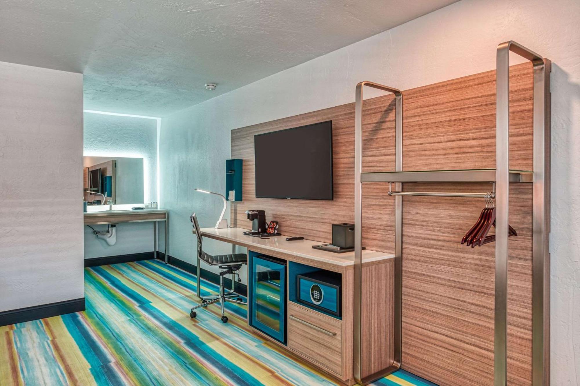 Casa Via Mar Inn, Ascend Hotel Collection Port Hueneme Εξωτερικό φωτογραφία