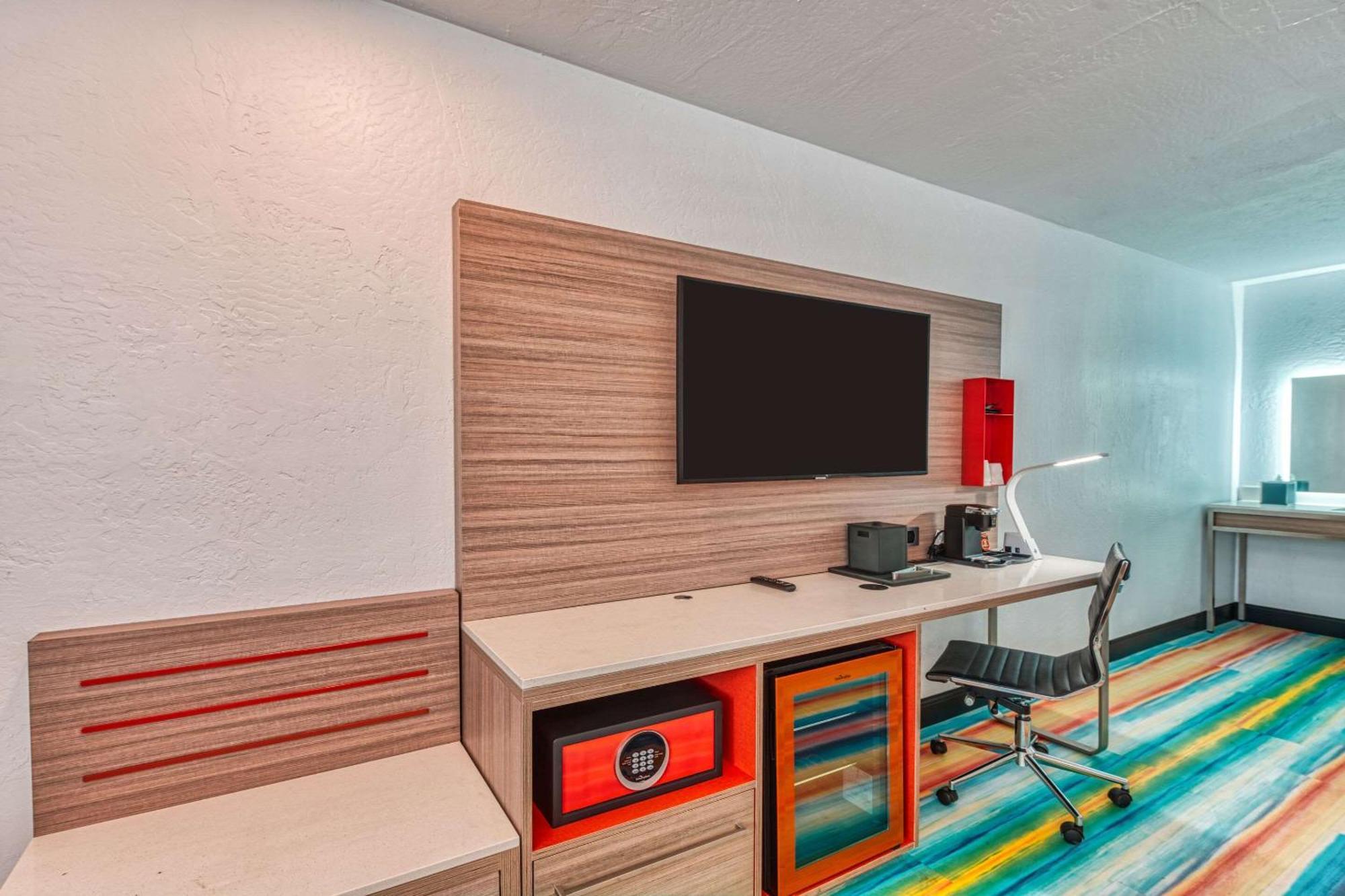 Casa Via Mar Inn, Ascend Hotel Collection Port Hueneme Εξωτερικό φωτογραφία